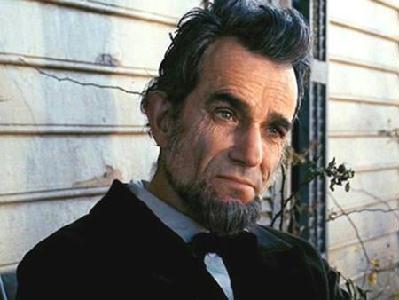 Daniel Day-Lewis a Lincoln címszerepében 