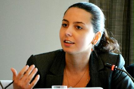 Laura Ştefan úgy véli, megtörténhet, hogy a pártváltó elöljárók elvesztik a mandátumukat