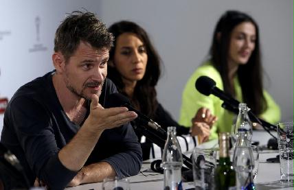 Hajdu Szabolcs a sajtótájékoztatón Karlovy Varyban (fotó: www.kviff.com)