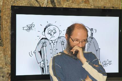 Rostás-Péter István: „A hazai magyar sajtó cakumpakk nem jobb és nem másabb - de miért is lenne? - mint a gettósodó-asszimilálódó-emigráló és néha sikerkupacokat halmozó, kódoltan csonka és frusztrációit nehezen kezelő kisebbségi társadalmunk”
