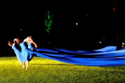 (Forrás: www.hangingaround.de)