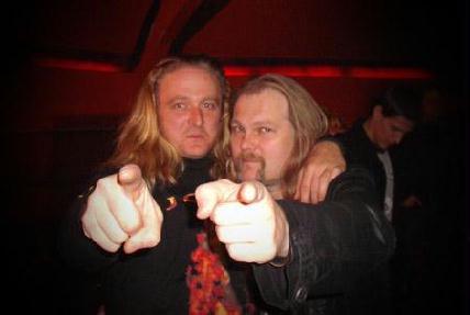 Jorn Lande rocktorok (jobbra) és legnagyobb kolozsvári ­rajongója, Vári Zoltán